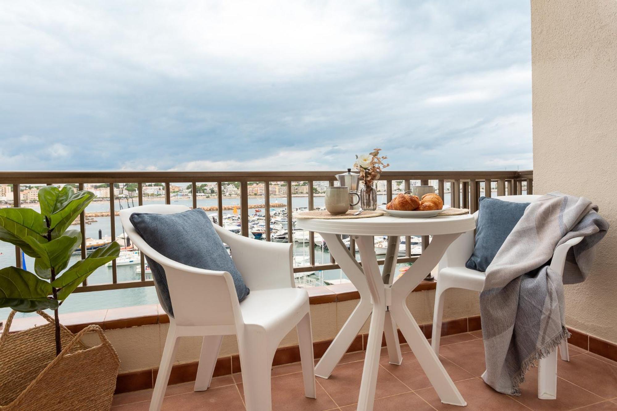Estudio Con Terraza Lorena L' Escala Bagian luar foto